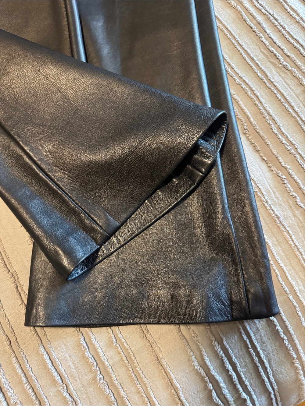 Danier Leather Lamb Skin Flared Bootcut Pants - Picture 9 of 10